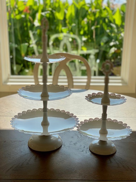 cupcake tiers for rent